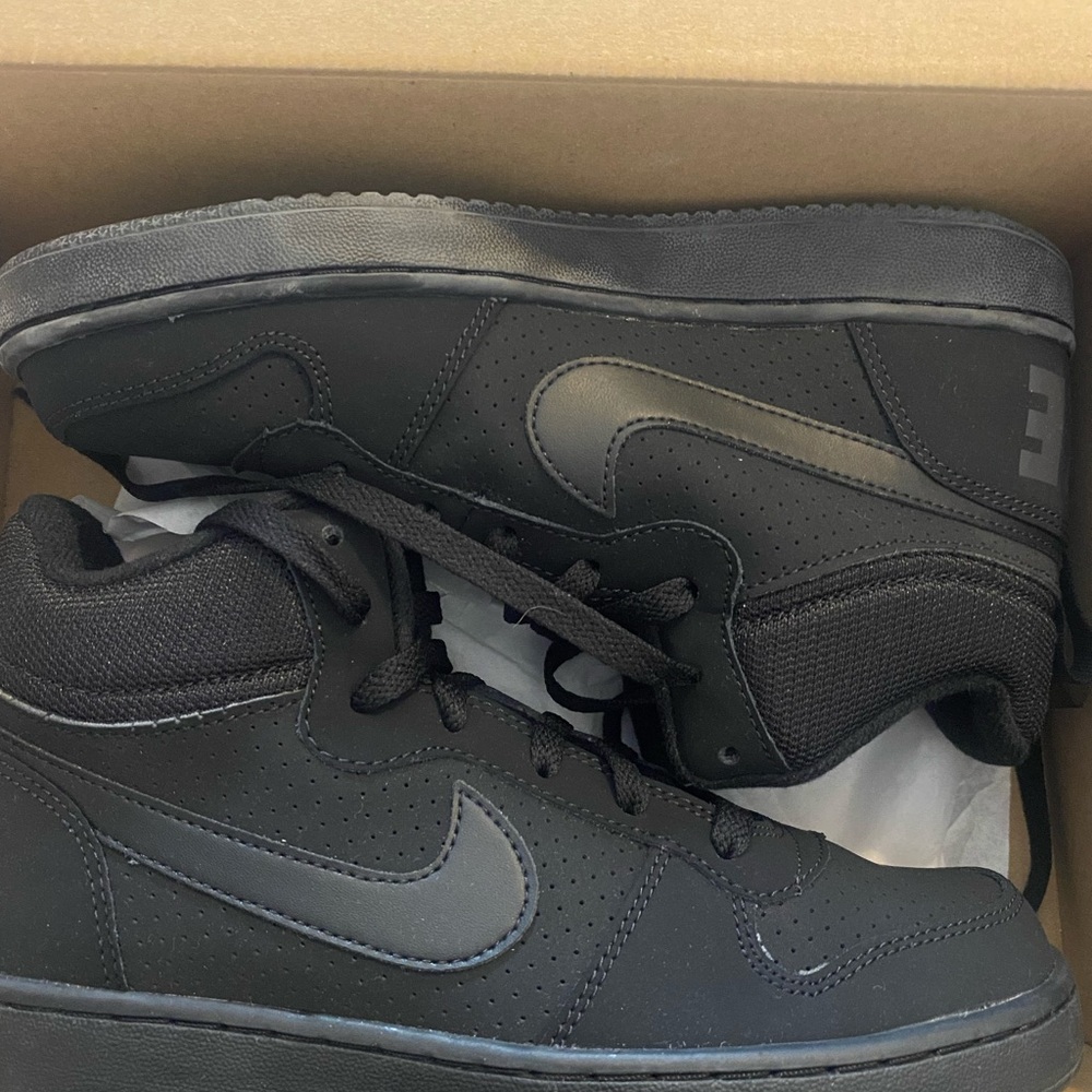 Brand new all black Nike Court Borough Mid
